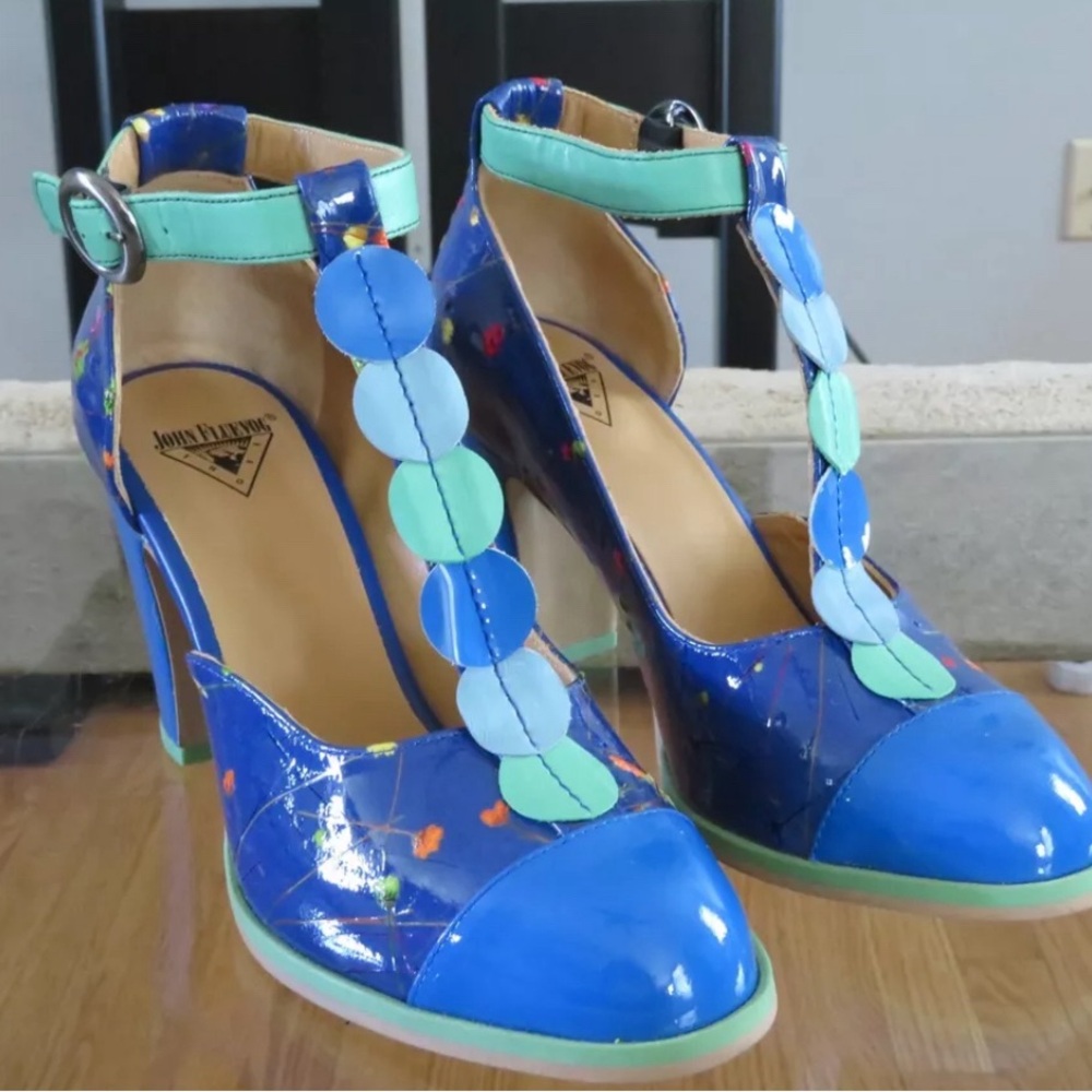 John Fluevog Zelda Attic flowers . unique, rare, and EUC- worn once. Size 7